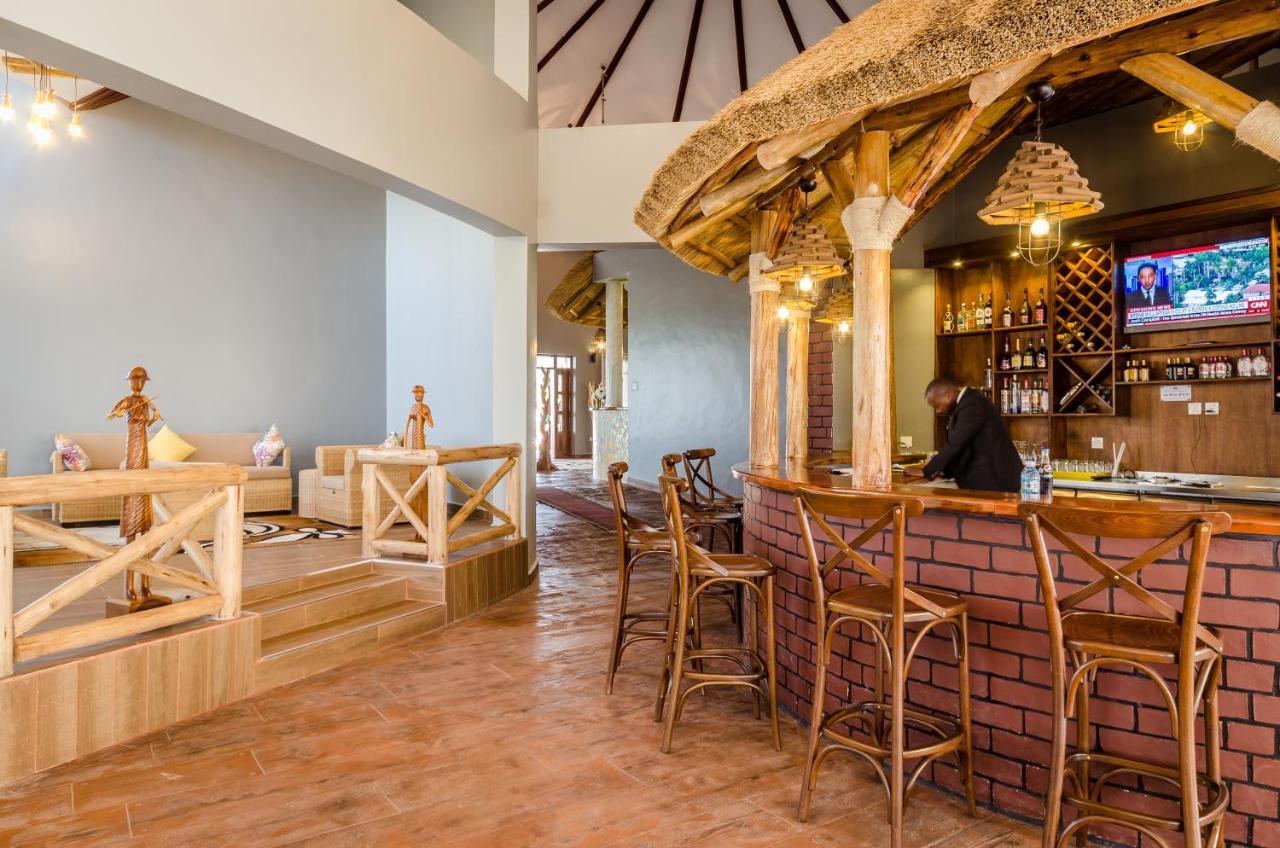 Emburara Farm Lodge Mbarara Ngoại thất bức ảnh