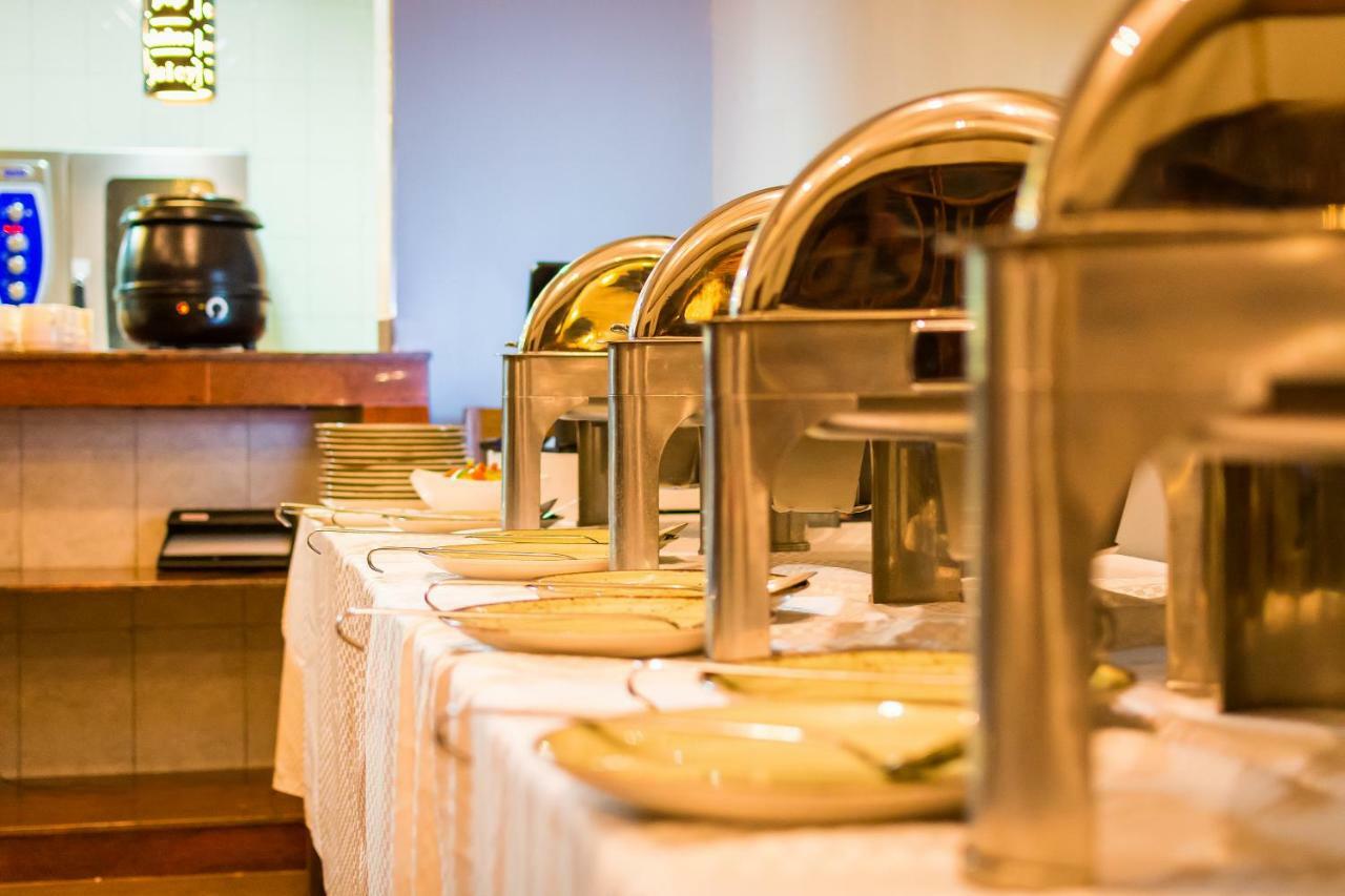 Emburara Farm Lodge Mbarara Ngoại thất bức ảnh